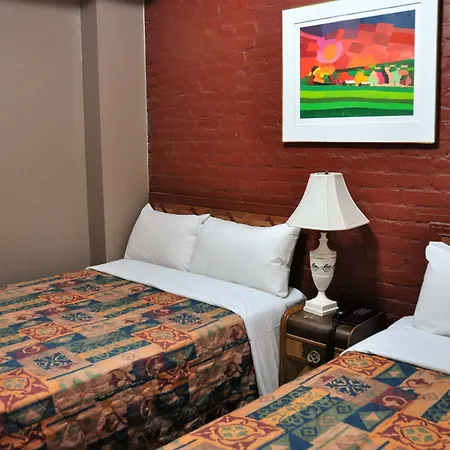 Hotel Ste-Catherine-2