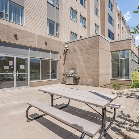 Residence & Conference Centre - Niagara-On-The-Lake-2