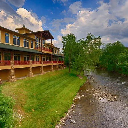 Riverstone Condo Resort & Spa-2