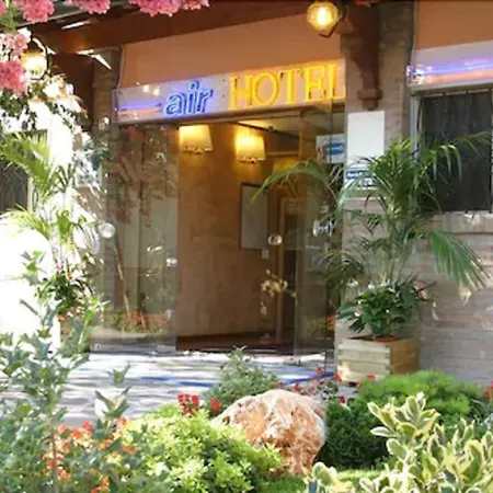 Air Hotel-3