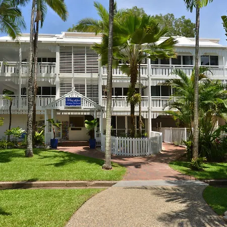 The White House Port Douglas-2