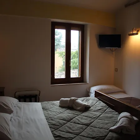 Primavera Mini Hotel-3
