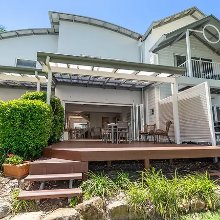 Noosa Entrance Waterfront Resort-3