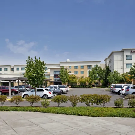 Residence Inn By Marriott Portland Airport At Cascade Station-2