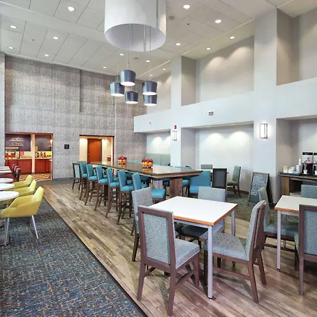 Hampton Inn & Suites Tucson East-3