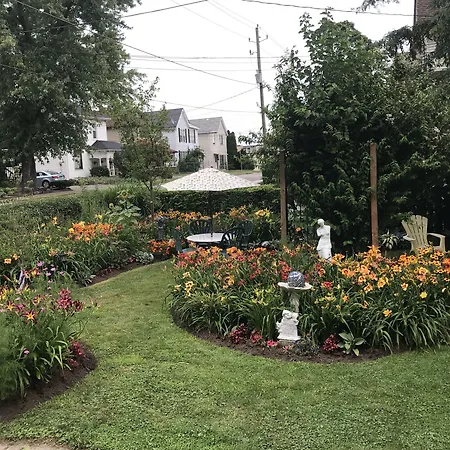 A Moment In Time Bed And Breakfast-2