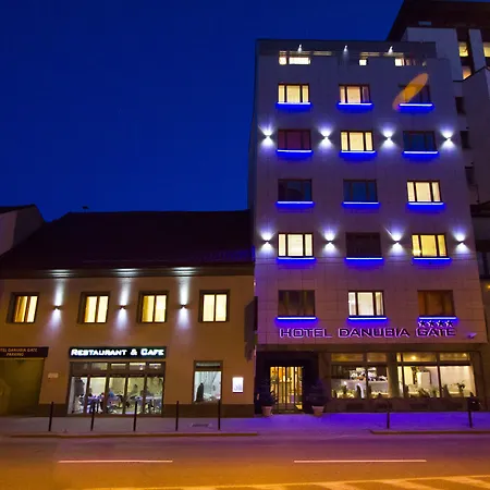 Danubia Gate Hotel-3