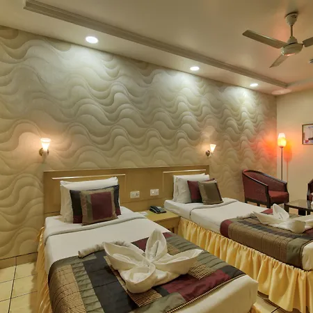 Vishwaratna Hotel-2
