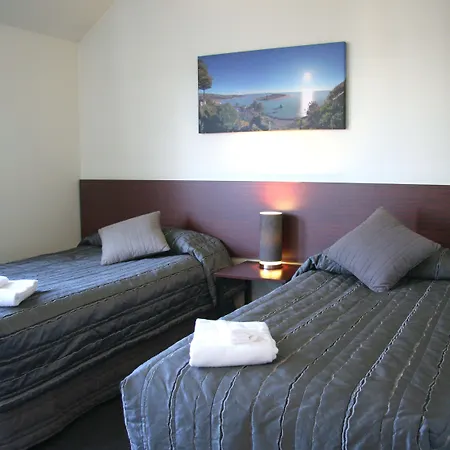 Sherborne Motor Lodge-2
