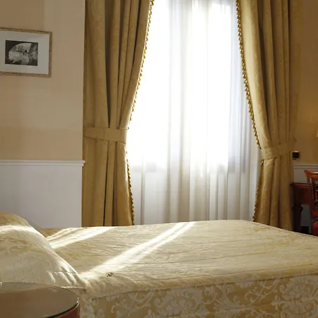 Hotel Villa Pinciana-3