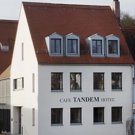 Tandem Hotel-3