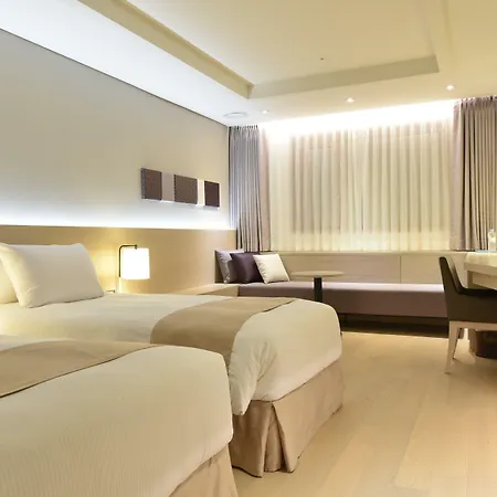 Pacific Hotel-2