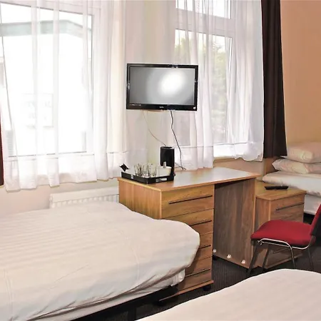 Central Hotel Golders Green-2