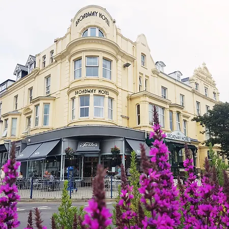 The Broadway Hotel-2