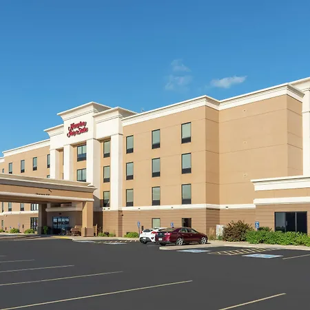 Hampton Inn & Suites Marshalltown-3