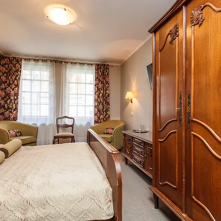 Hotel Czarna Roza-2