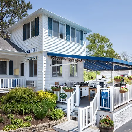 Glen Cove Inn & Suites Rockport-2