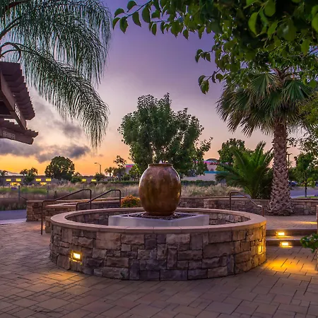 Springhill Suites Temecula Valley Wine Country-2