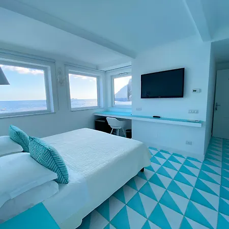La Caravella Di Positano - Relais, Beach & Residences-3