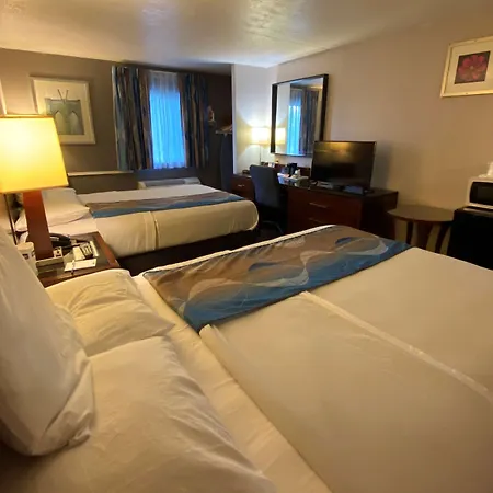Travelodge Inn & Suites By Wyndham Albany-2