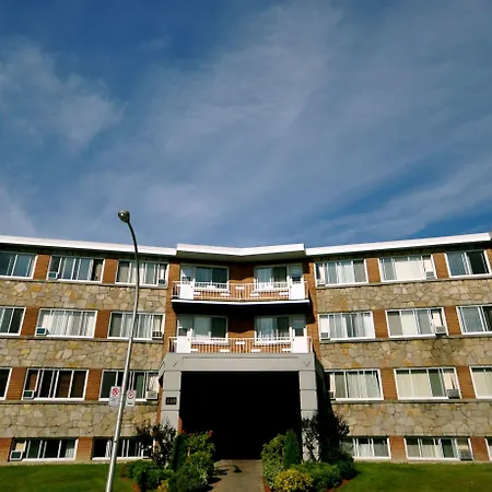 Beausejour Hotel Apartments/Hotel Dorval-3