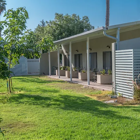 Degania Bet Kibbutz Country Lodging-2