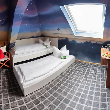 V8 Hotel Motorworld Region Stuttgart-2