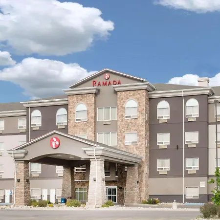 Ramada By Wyndham Olds-3