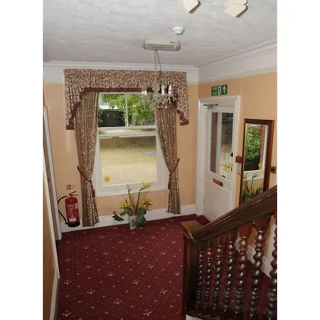 Wimblehurst Hotel-2