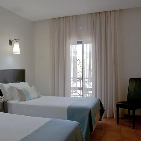 Hotel Parque Das Laranjeiras-3