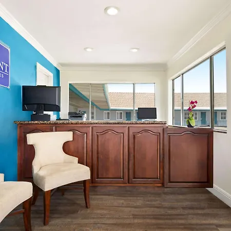 Baymont By Wyndham Fort Bragg-2