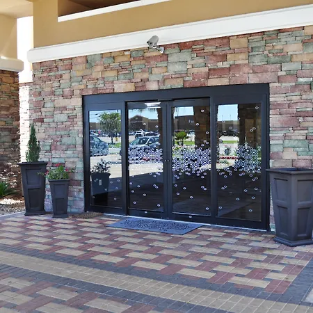 Hampton Inn & Suites Bay City-3