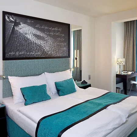 Red & Blue Design Hotel Prague-2