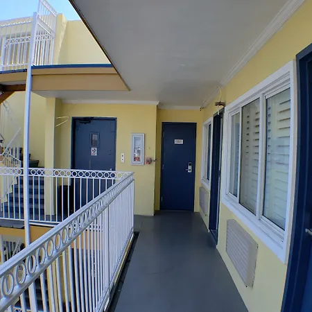 Presidio Parkway Inn-2