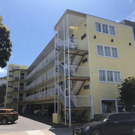 Presidio Parkway Inn-3