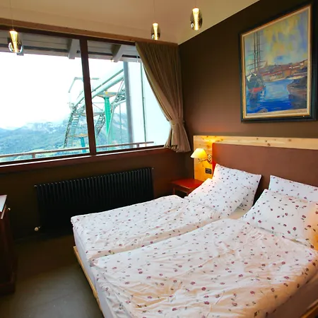 Hotel Sochers Club-3
