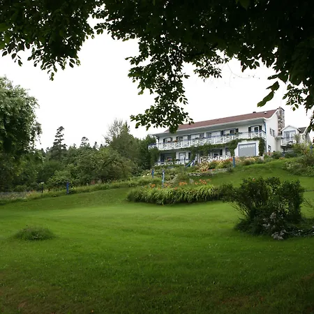 Auberge Fleurs De Lune-3
