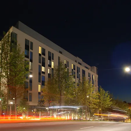 Courtyard By Marriott Stockholm Kungsholmen-3
