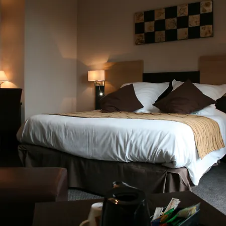 Auberge de la Petite Ferme, Super-Besse Est, The Originals Relais-2