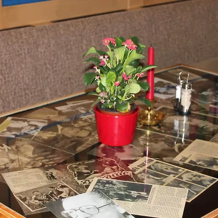 Filmhotel Lili Marleen Potsdam-3