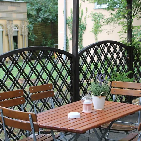 Filmhotel Lili Marleen Potsdam-2