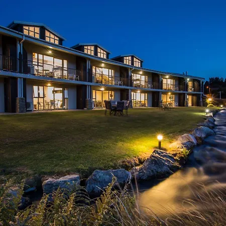 Clearbrook Motel & Serviced Apartments-3