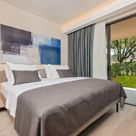 Garden Suites Park Plava Laguna-3