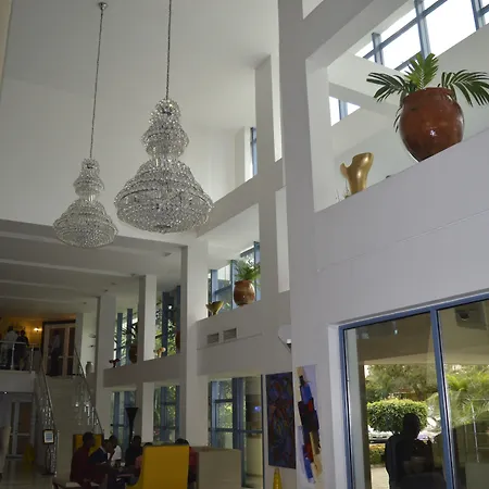 Best Western Premier Accra Airport Hotel-3
