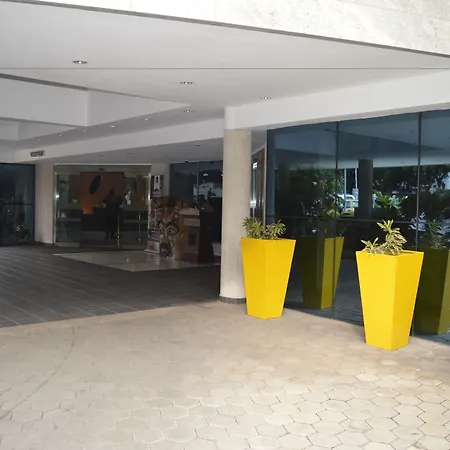 Best Western Premier Accra Airport Hotel-3
