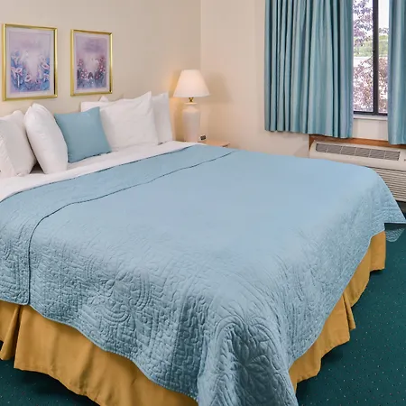 Americas Best Value Inn & Suites - Bluffton-3