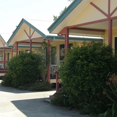 Dolphin Sands Holiday Cabins-2