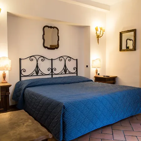 Piazza Paradiso Accommodation-2