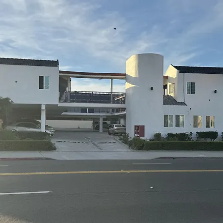 Surfside Inn Redondo Beach-2
