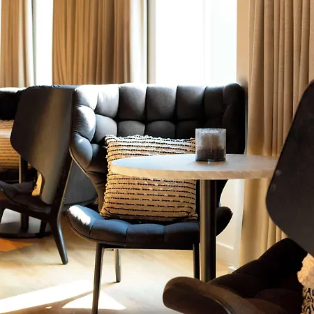 The Lloyd Stamford, Tapestry Collection By Hilton-2